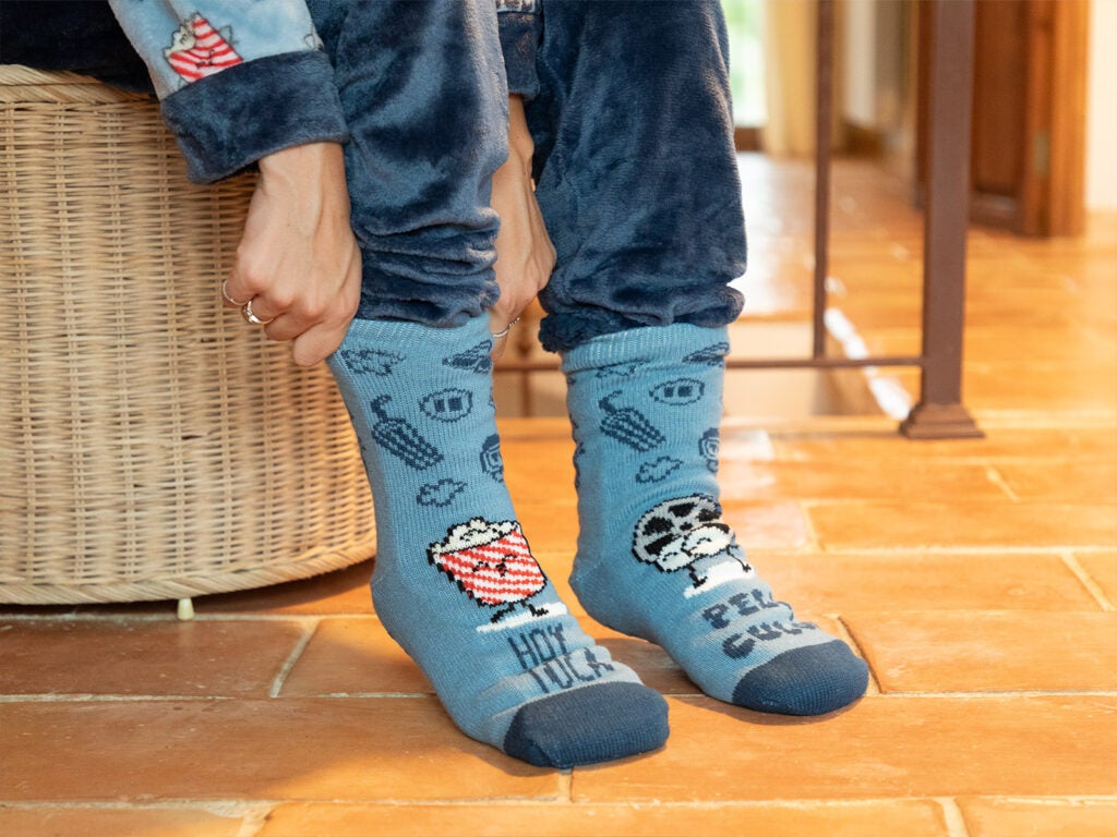 Calcetines divertidos de invierno para estar por casa de cine