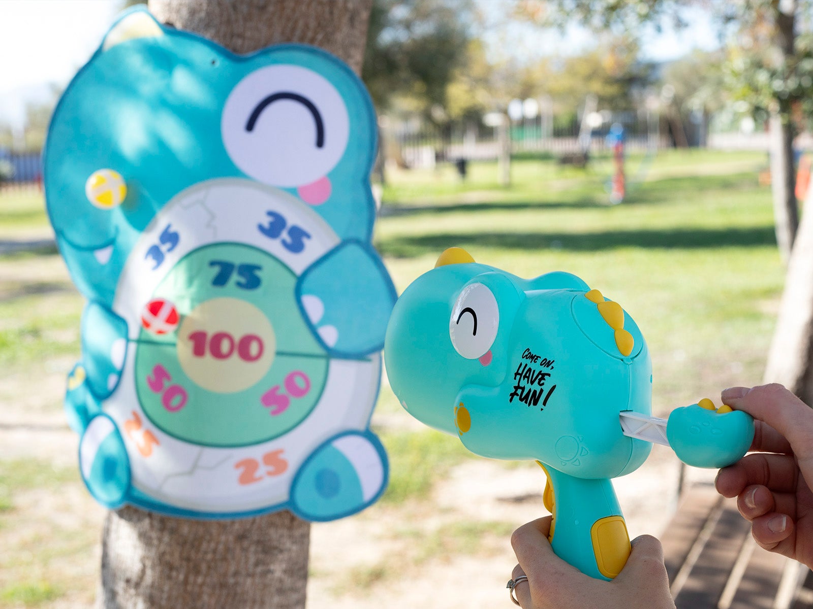 Pistola con diana de velcro