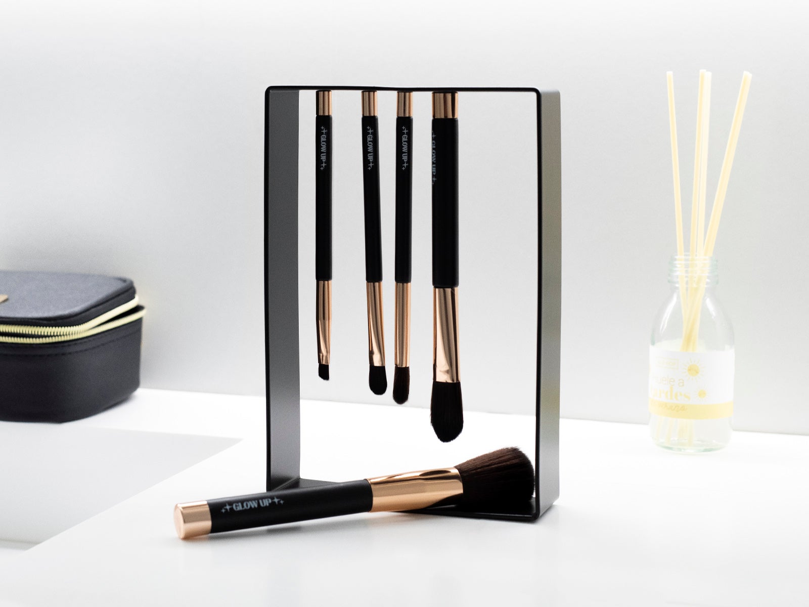 Set brochas magnéticas 5 piezas