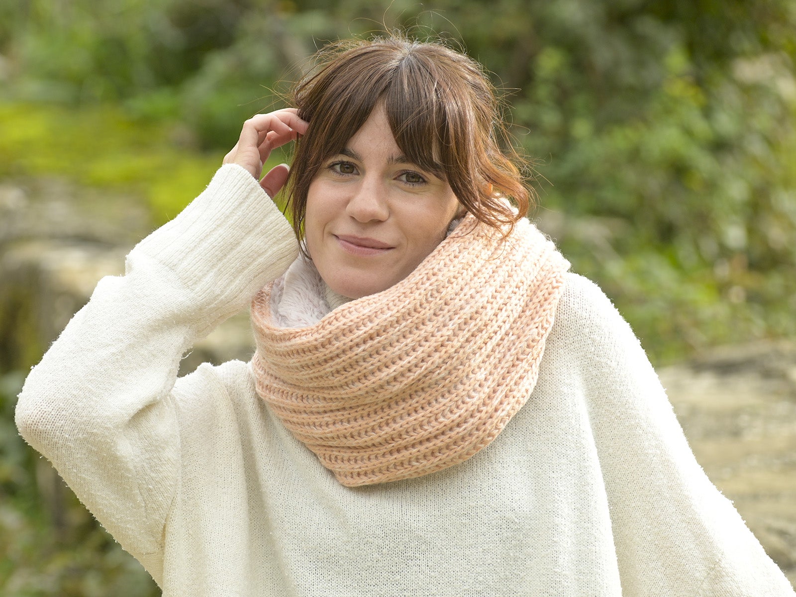 Braga para cuello borreguito rosa