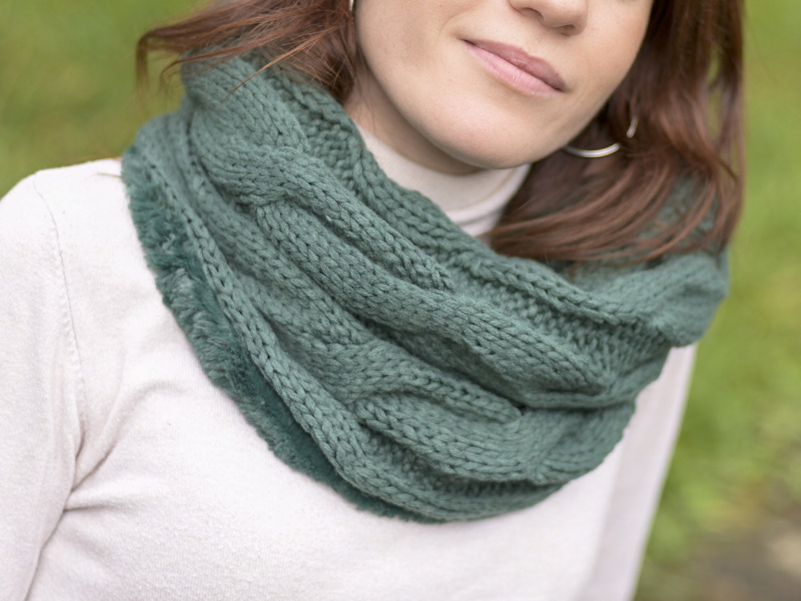 Fuzzy loop green fleece