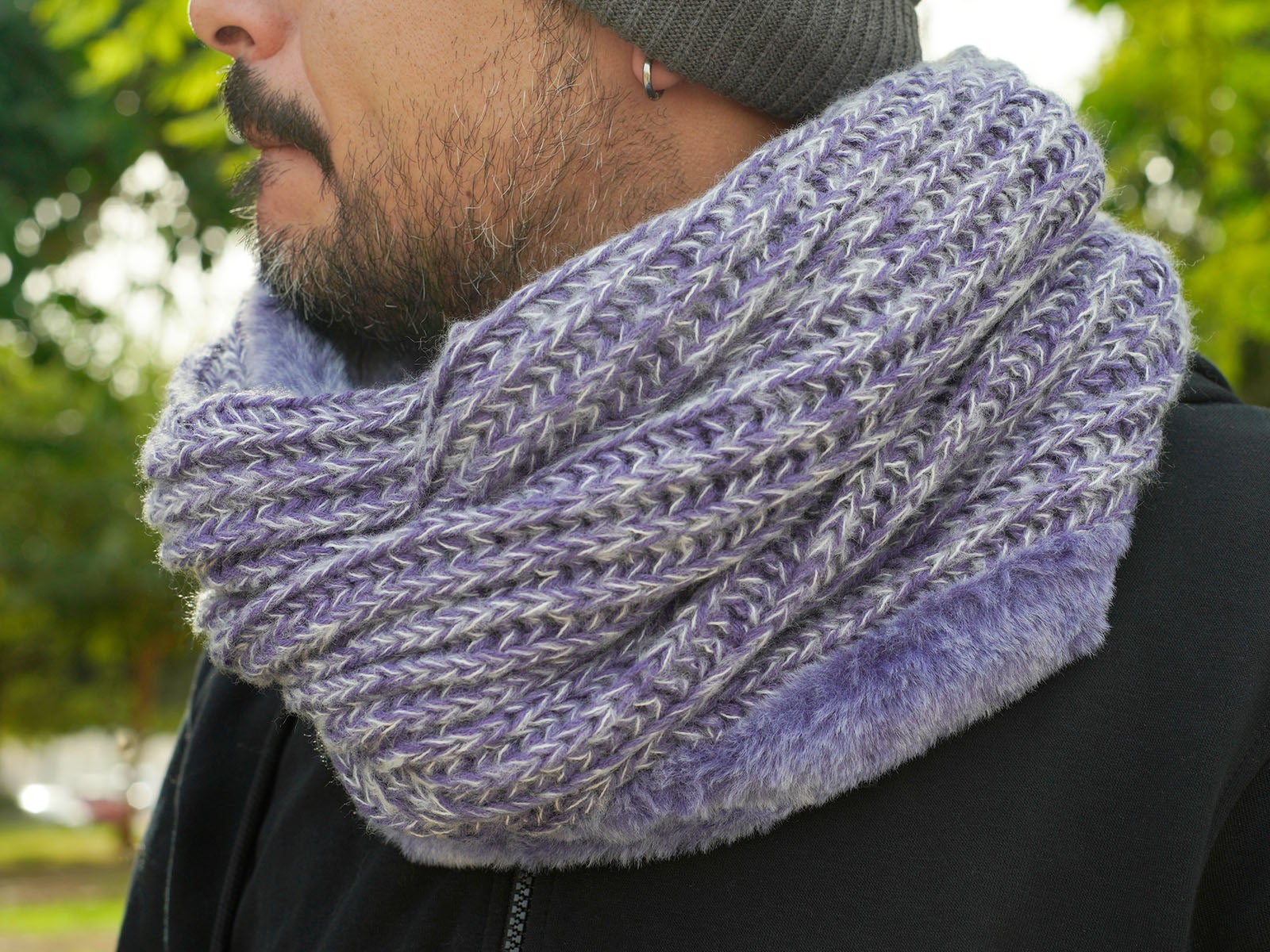 Braga de punto y pelo azul