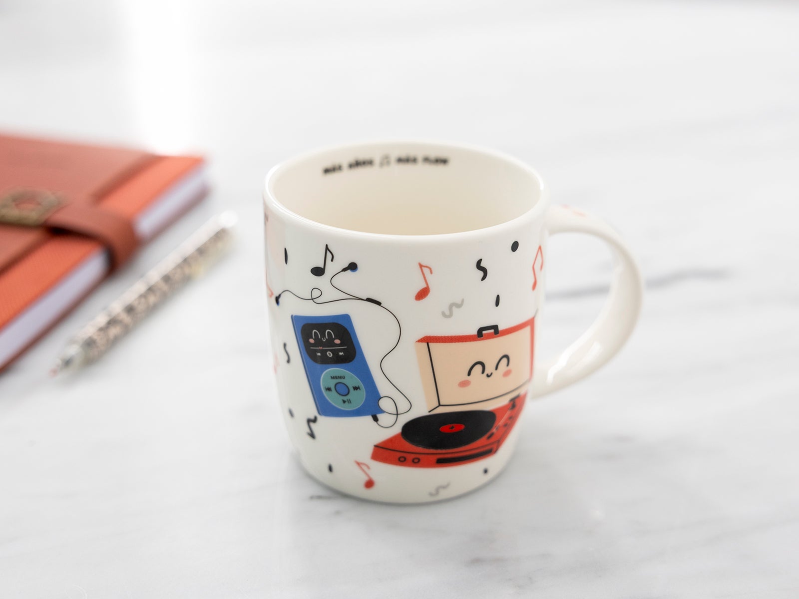 Turntable mug - No envejezco, me hago vintage