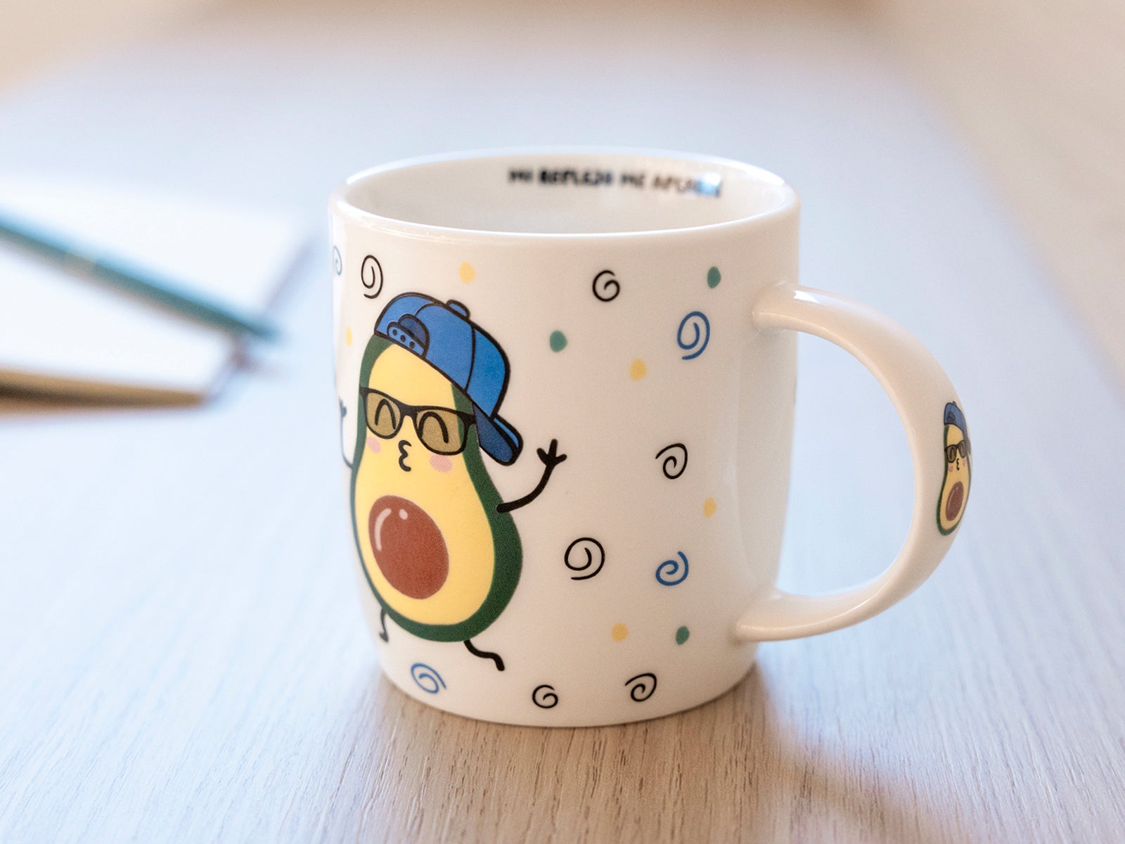 Avocado mug - Ser el guapo de la familia no es fácil