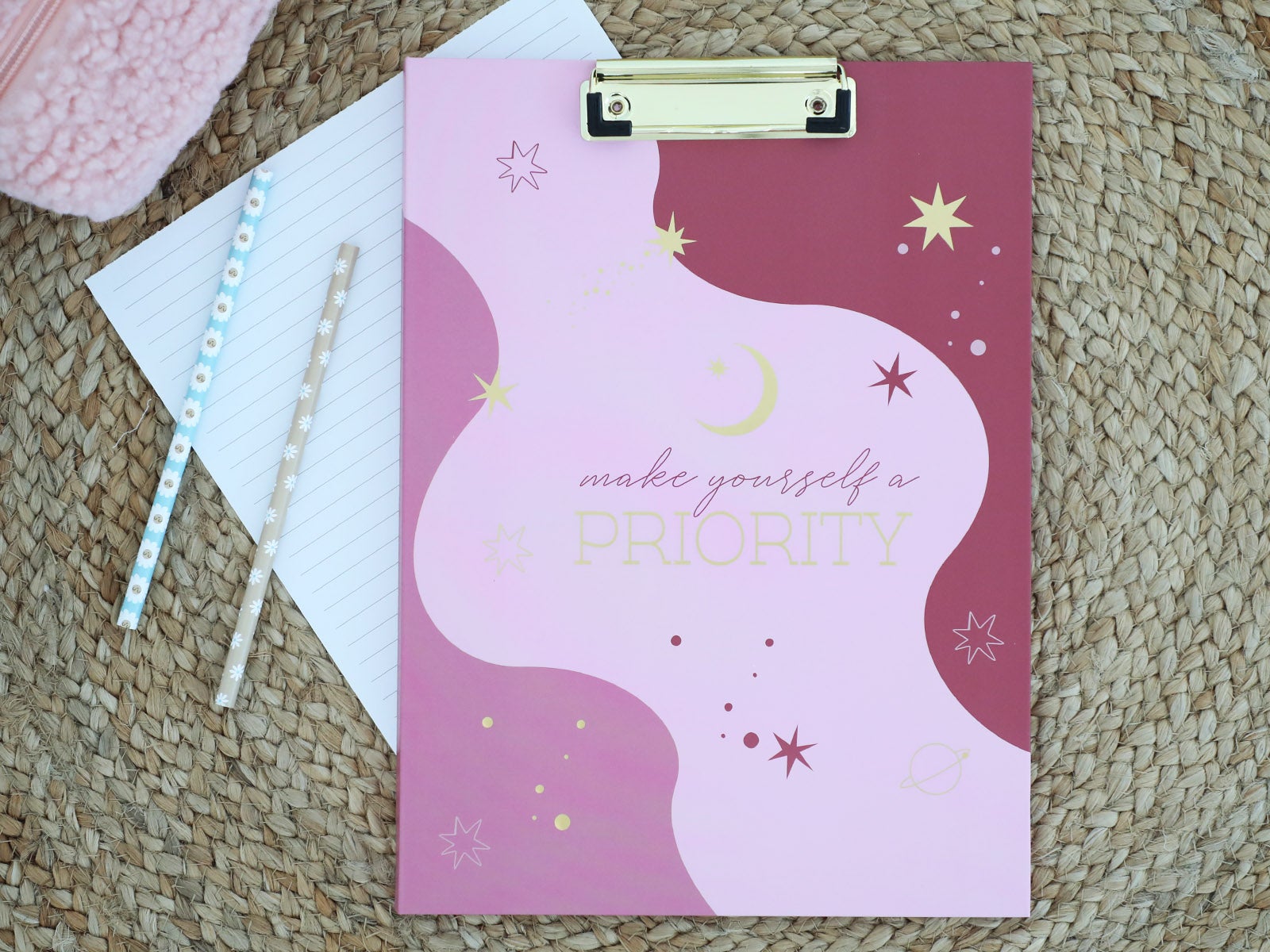 Carpeta clip metálico “Make Yourself a Priority” – Diseño ondas cósmicas