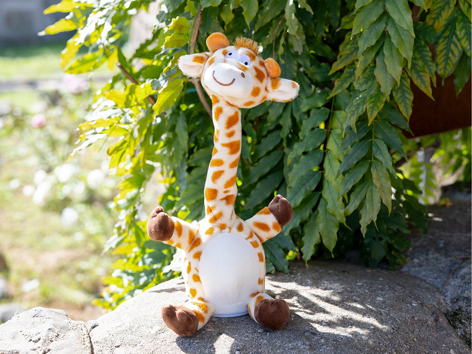 Peluche interactivo jirafa