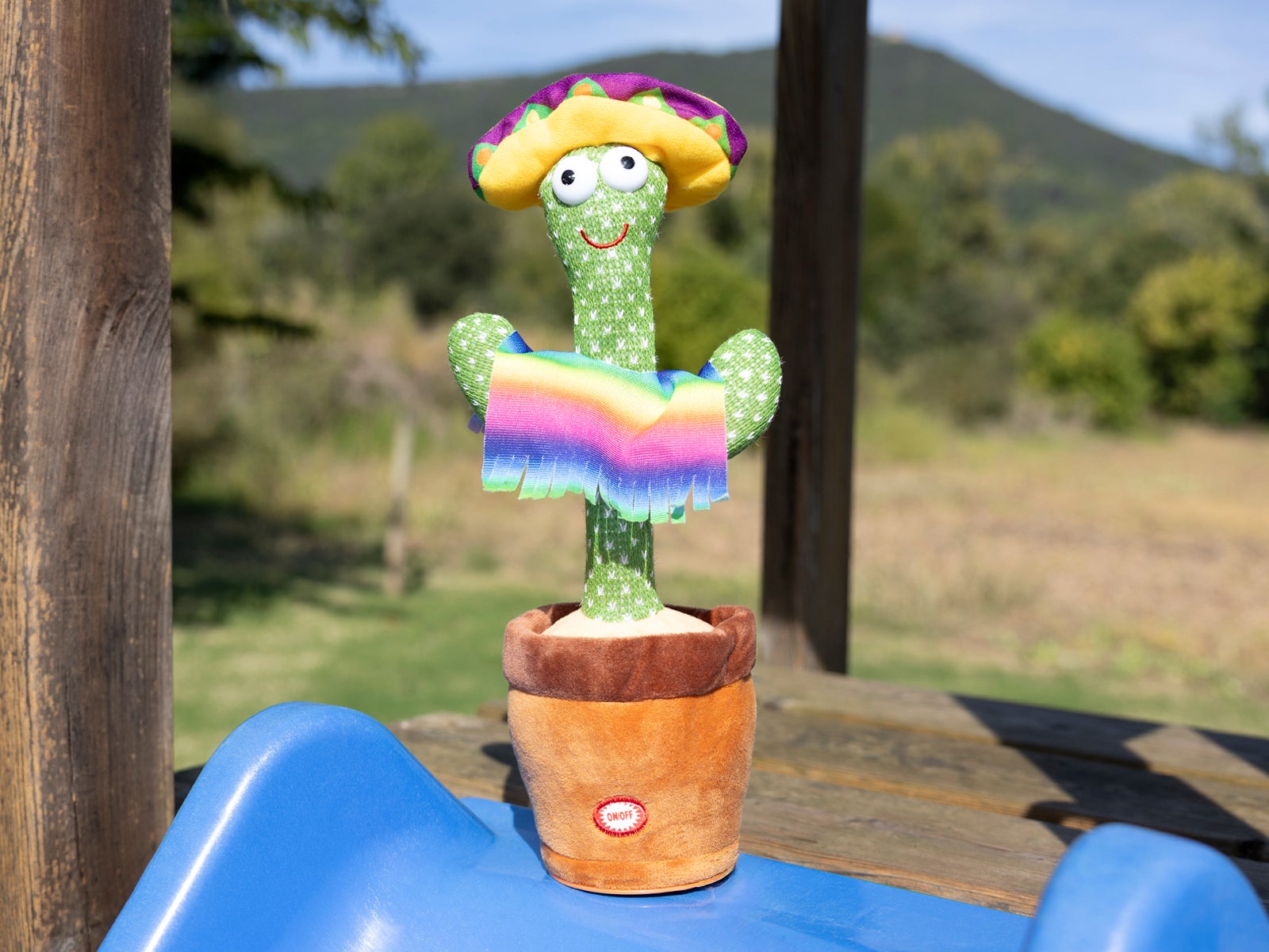 Boneco interativo cacto bailarino mariachi