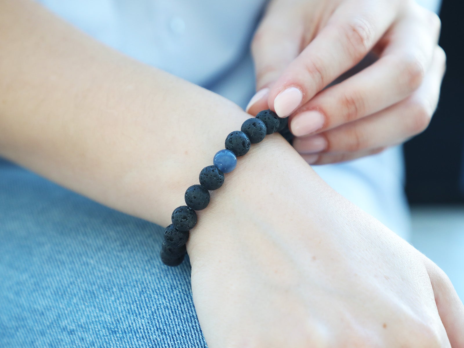 Pulsera de piedras redondas ágata azul