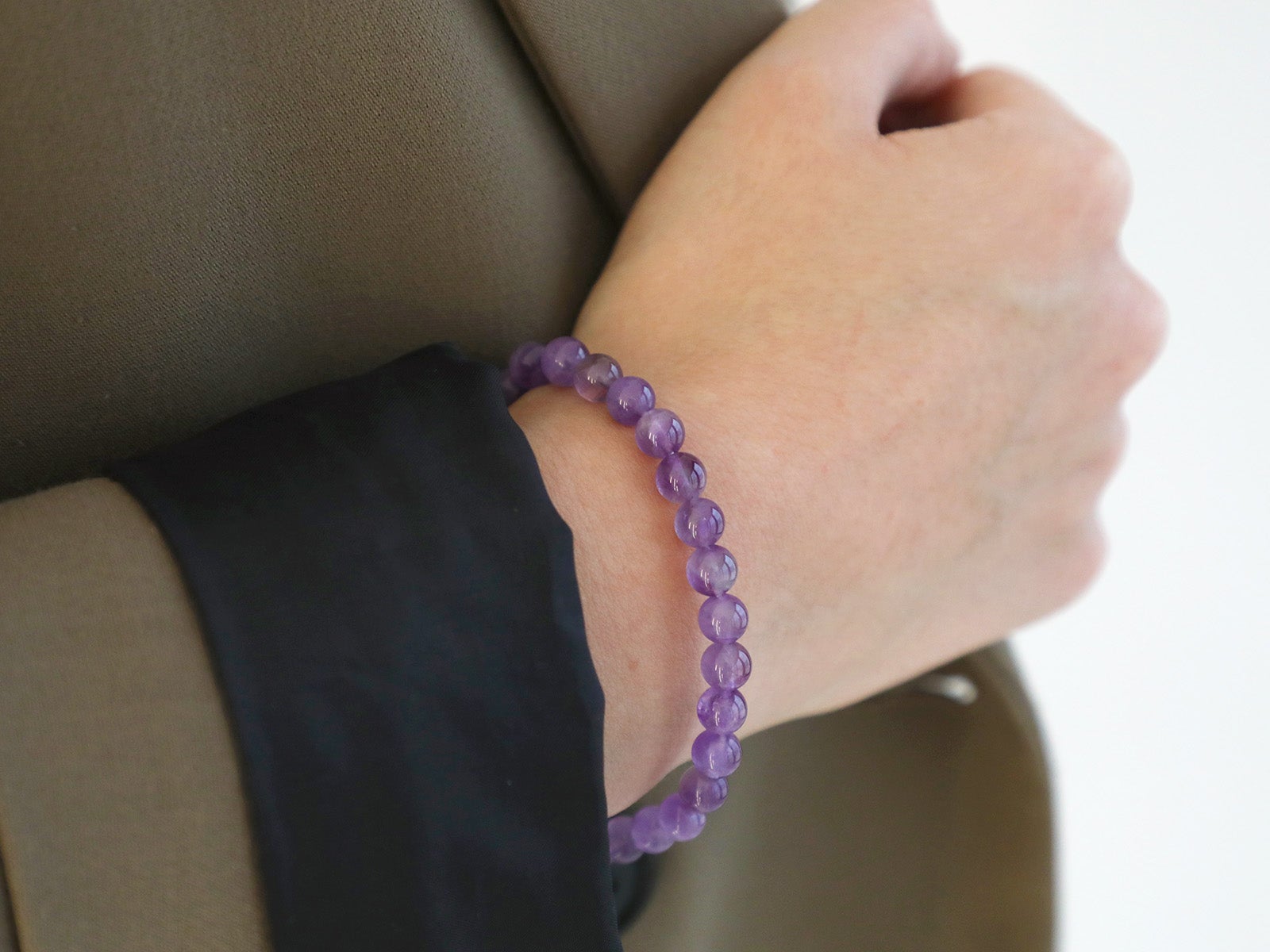 Pulsera de piedras redondas pequeñas amatista