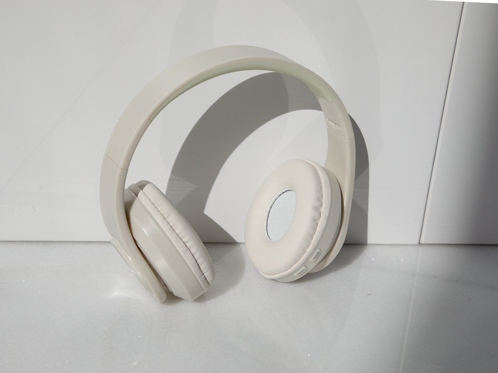 Auriculares de diadema led beige