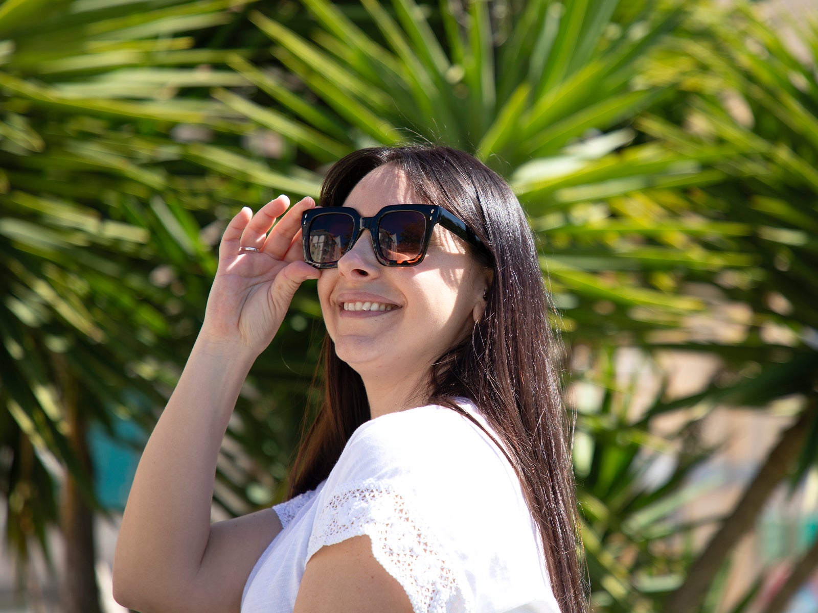 Oversize demi sunglasses