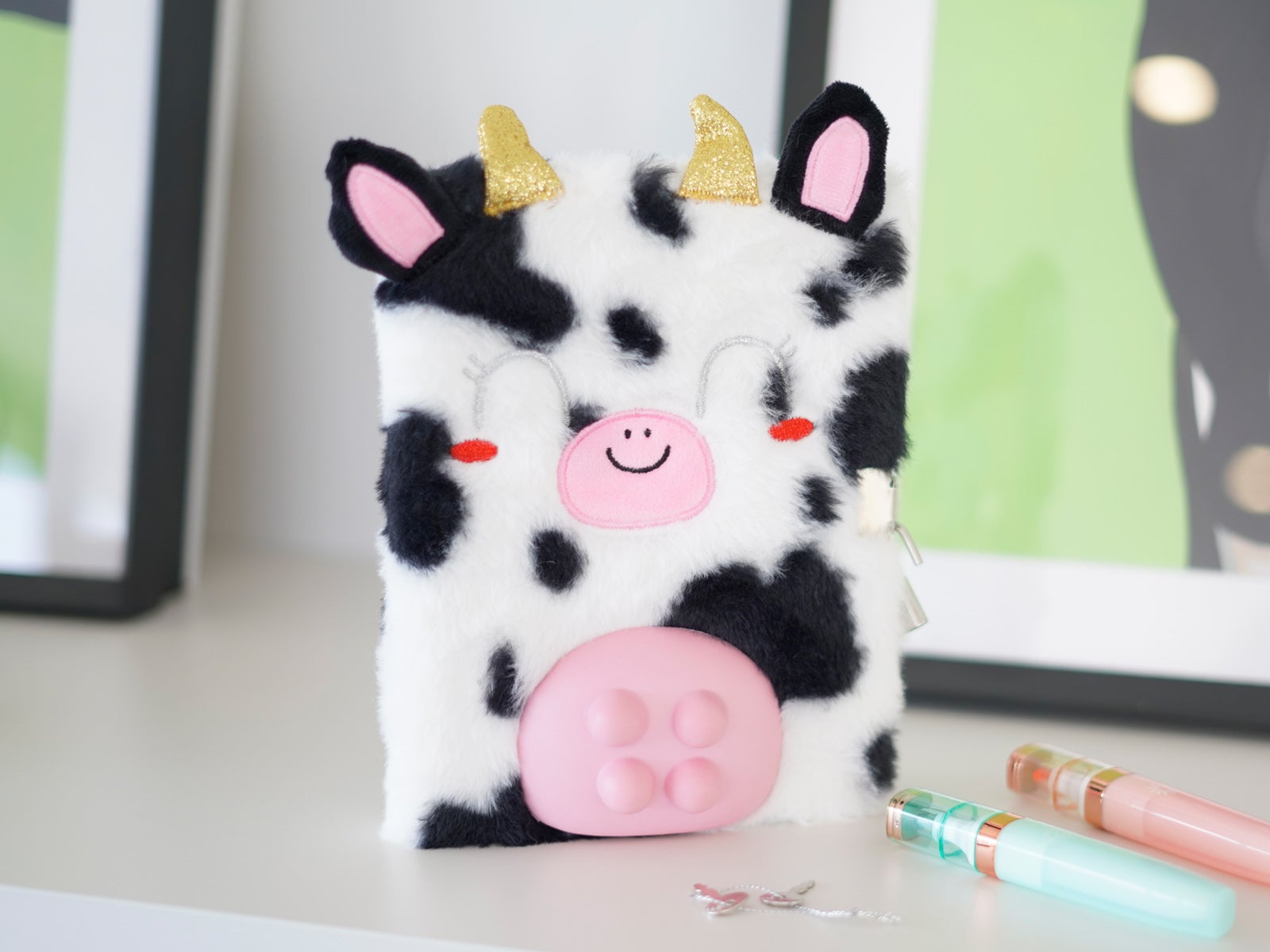 Libreta de peluche vaca con candado