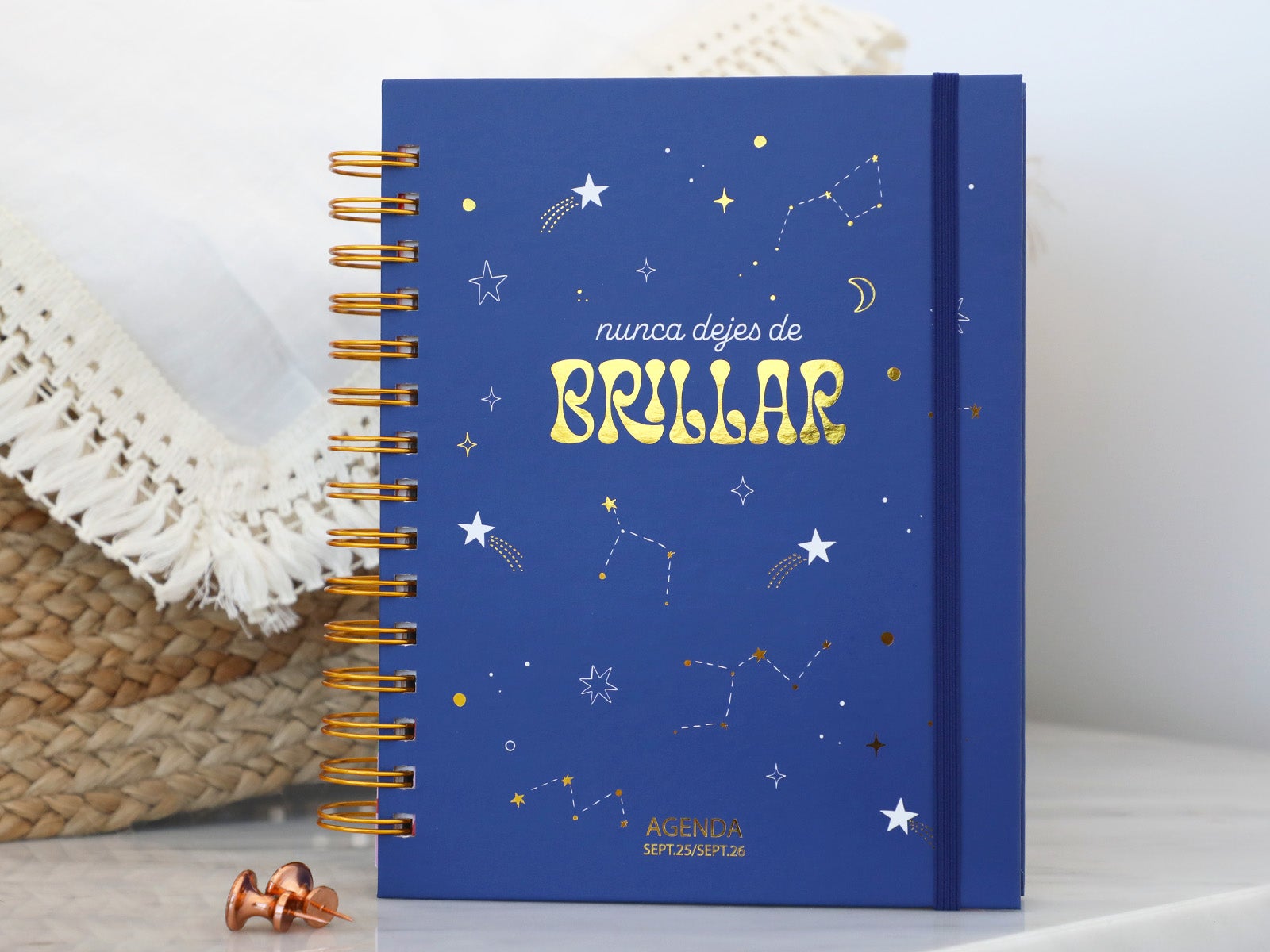 School diary A5 Weekly view 25/26 – Nunca dejes de brillar