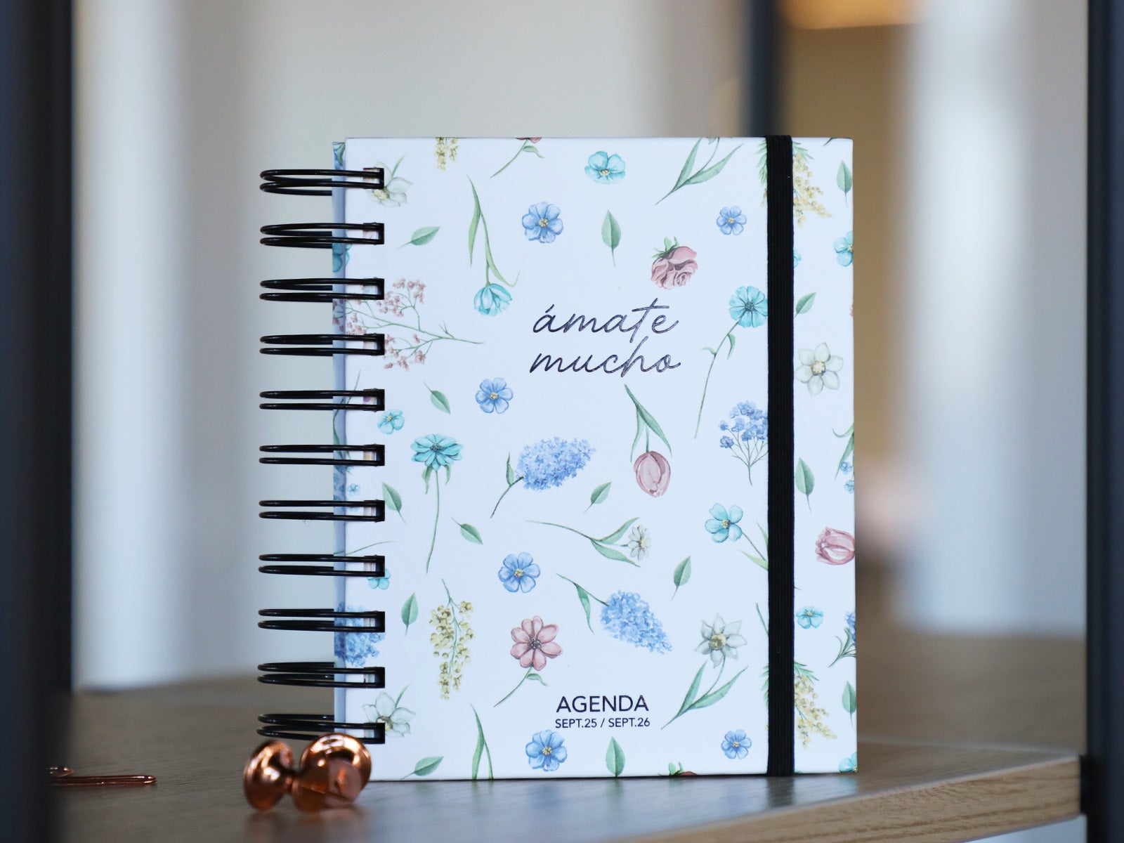 Agenda escolar A6 Semana vista 25/26 – Ámate mucho