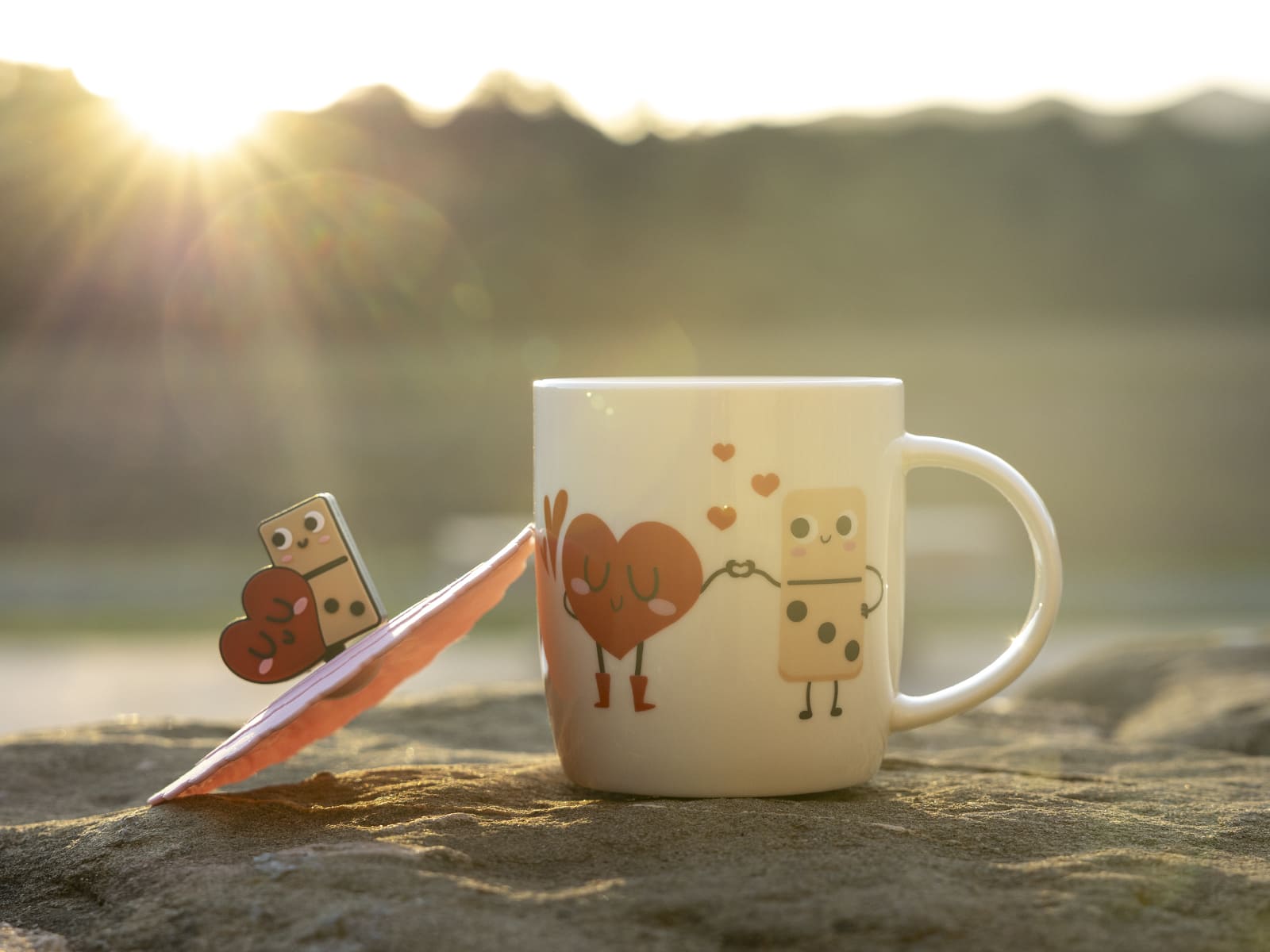 Conjunto de caneca e tampa de caneca - Te dominó la magia del amor