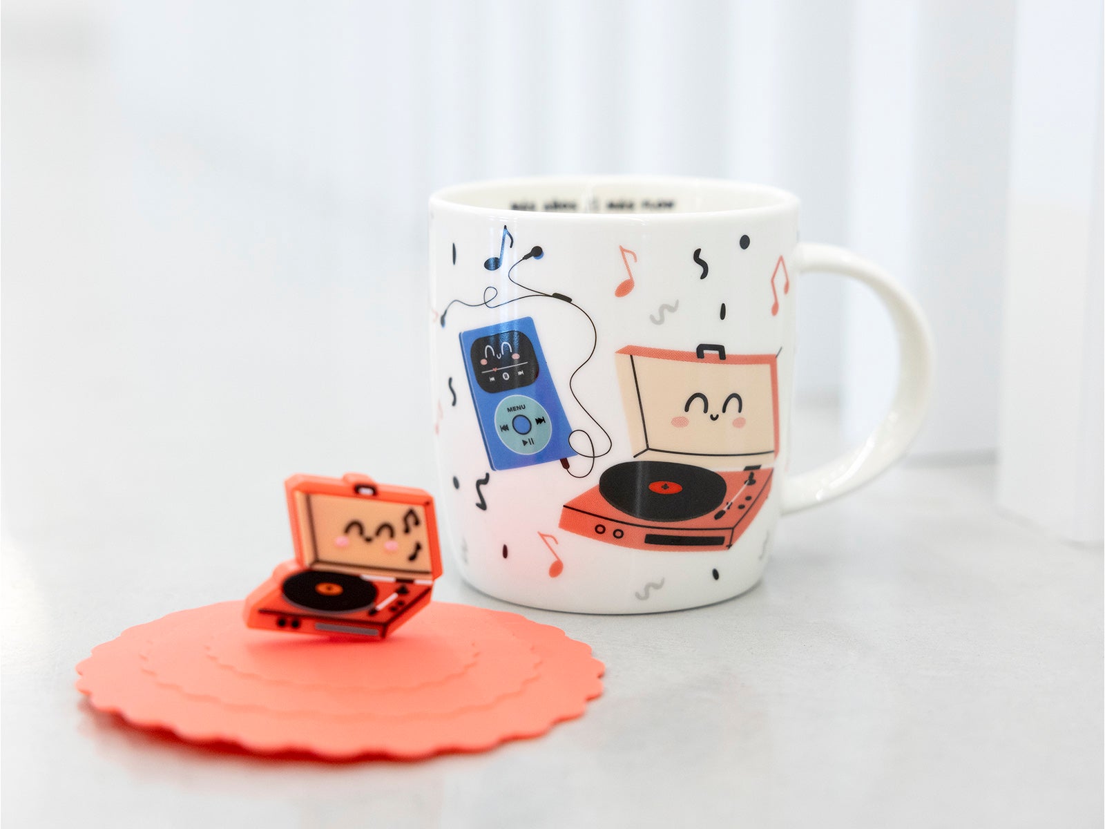 Pack taza y tapa taza tocadiscos - No envejezco, me hago vintage