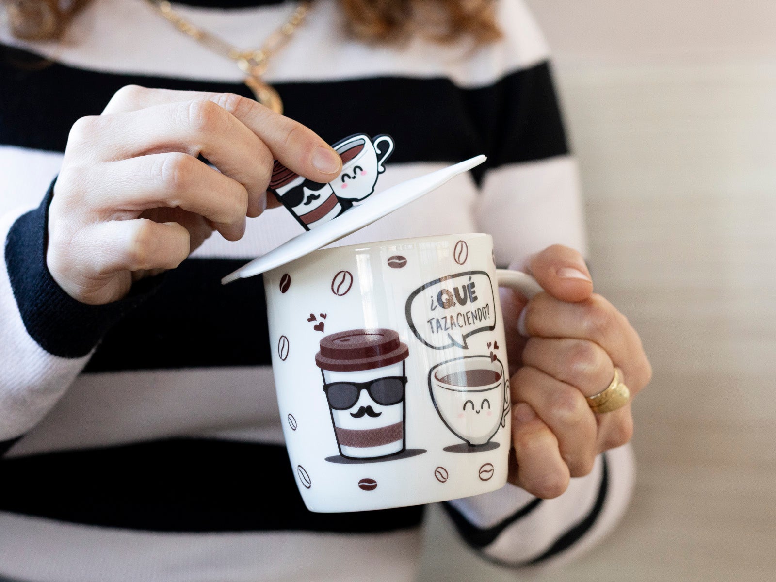 Pack taza y tapa taza café - ¿Qué tazaciendo?