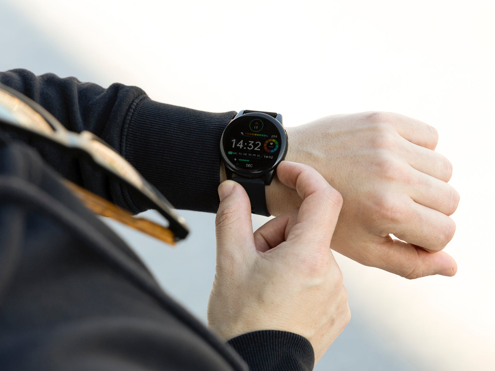 Reloj inteligente deportivo con pantalla táctil 1.28"