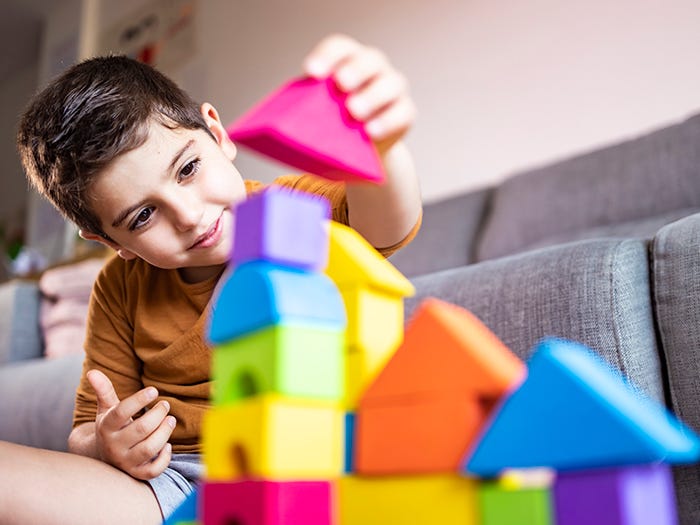 The four types of toys that help develop children's skills